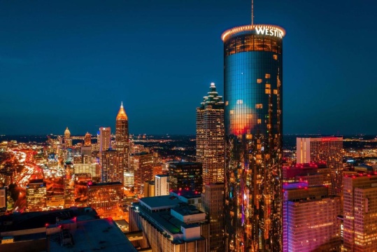 Discovering the Tallest Hotel in Each of the 20 Largest U.S. Cities